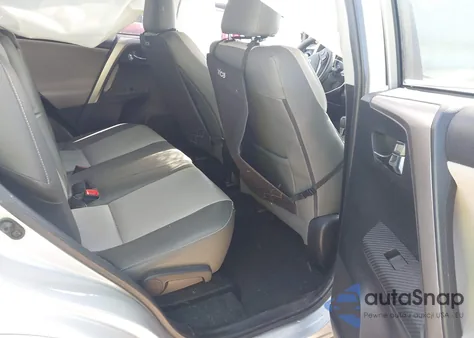 2015 Toyota Rav4 Xle z USA, uszkodzony, nr VIN 2T3WFREV8FW160004